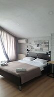 Lea Guest House