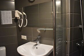 Lea Guest House