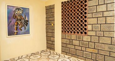 Whirl Spring Hotel