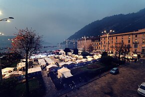 Como Lake Suites