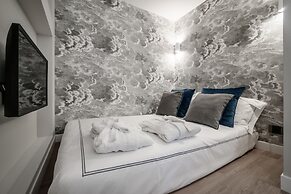 Como Lake Suites