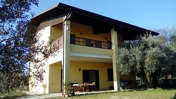 Farmhouse Paradiso