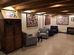Hotel Mezzanine