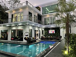 Premium Pool Villas Pattaya