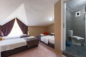 Rayana Hotel