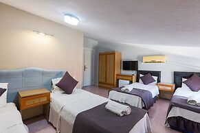 Rayana Hotel