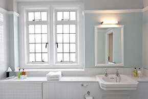 Bath Arms Hotel