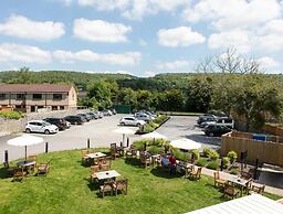 Bath Arms Hotel