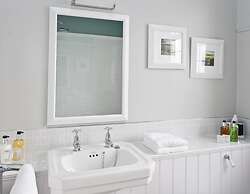 Bath Arms Hotel
