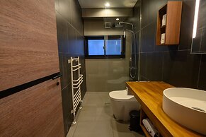 Tanuki Luxury Apartments