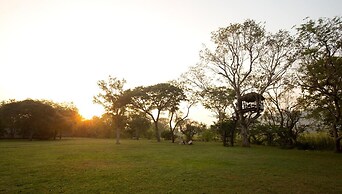 Grand Tamarind Lake