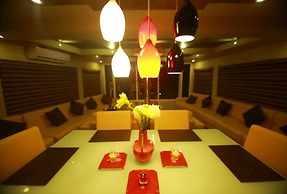 Indiavacationz Houseboat