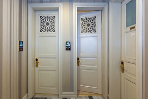 Meserret Palace Hotel