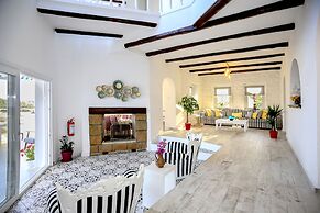 The Flag Suites