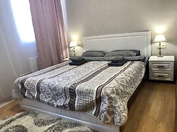 Flori Hotel