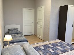 Flori Hotel