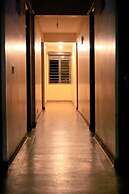 Sakawa Towers County Hotel