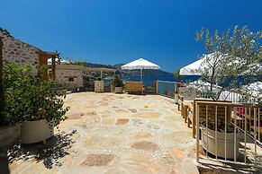 Pier House