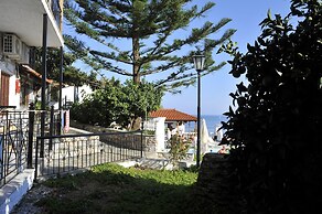 Fengeros Village