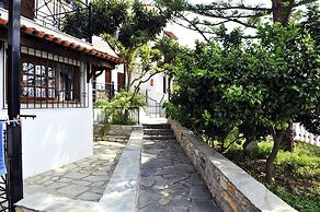 Fengeros Village