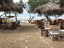 Beach Cabinas