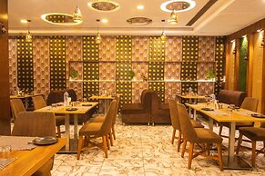 Hotel Vinayak