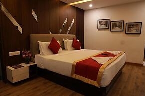 Hotel PVK Grand