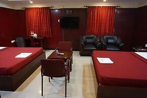 Hotel PVK Grand