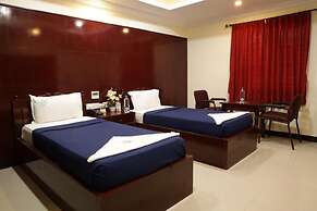 Hotel PVK Grand