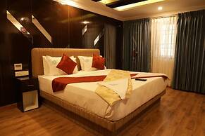 Hotel PVK Grand