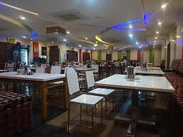 Hotel PVK Grand
