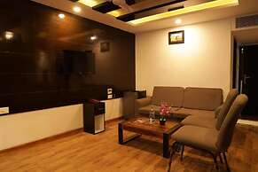 Hotel PVK Grand