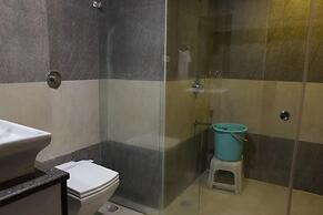 Hotel PVK Grand