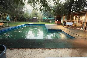 Hostal & Loft El Laurel