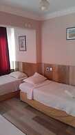 Paris Otel