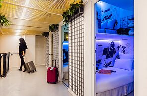 Wom Allenby Pod Hotel