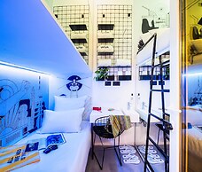 Wom Allenby Pod Hotel