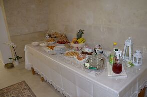 In & Out Matera