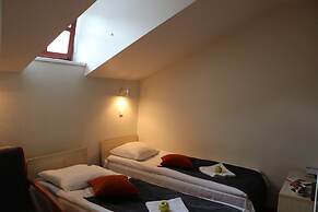 Apple Economy Hotel
