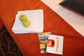Apple Economy Hotel