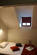 Apple Economy Hotel