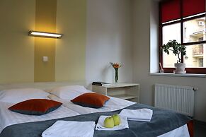 Apple Economy Hotel