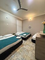 Casa Avelina Boutique Hostel