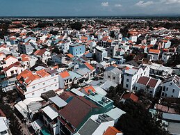 Uptown Hoi An Hotel