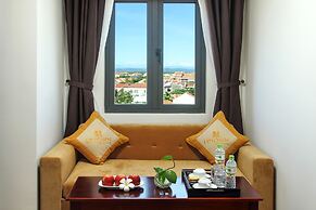 Uptown Hoi An Hotel