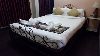Cosy Hotel