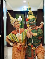 The Experience Walking Street Chiang Mai