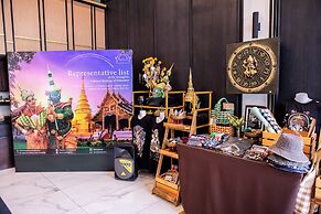 The Experience Walking Street Chiang Mai