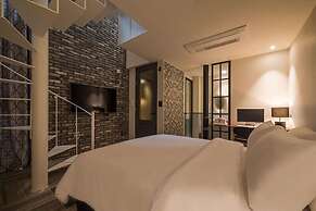 Hotel March