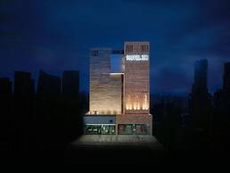 Hotel March